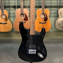 Squier by Fender Sonic Series Stratocaster (SONICSTRAT)