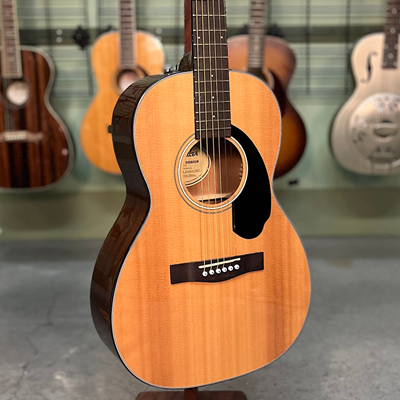 Fender Parlor Size Acoustic Guitar (CP-60S)