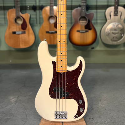 Fender American Professional II Series Precision Bass (AMPROIIPBASS)