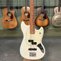 Mustang Bass Short-Scale Gold Level Bass Guitars